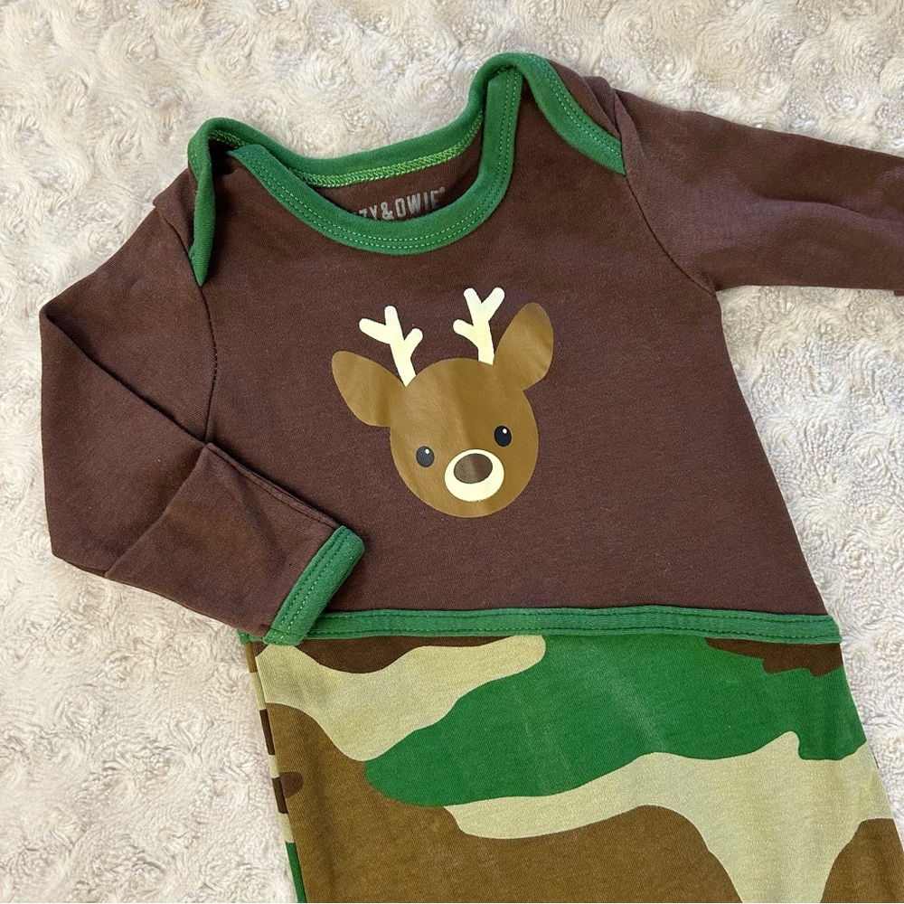 Izzy & Owie Camouflage Sleep Gown Knotted Bottom Camo Buck Deer Size 0-9 Months